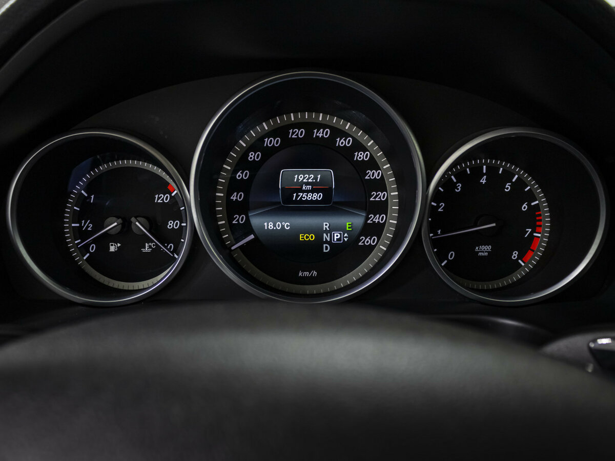 Mercedes-Benz E-Класс б/у, 2014, Автоматическая. Фото: #10