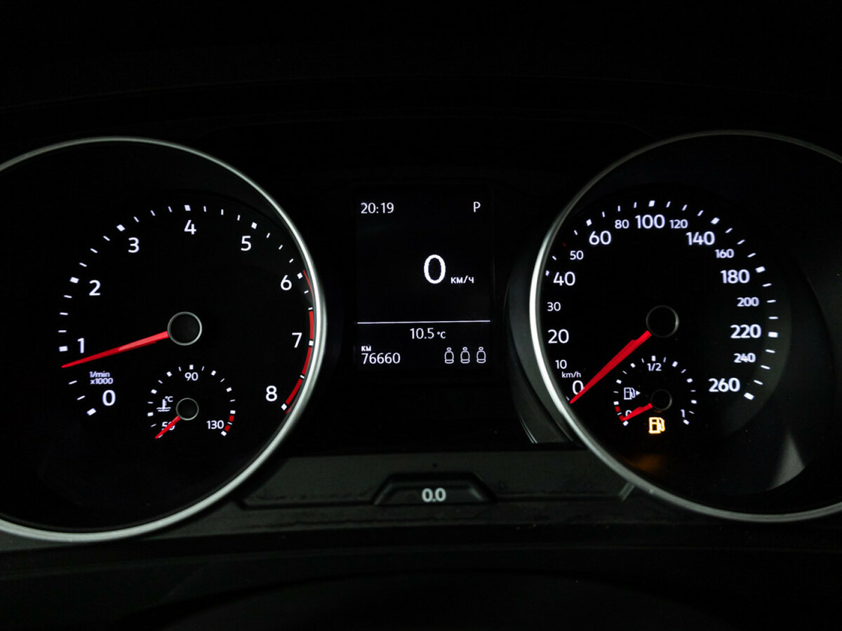 Volkswagen Tiguan б/у, 2017, Роботизированная. Фото: #9