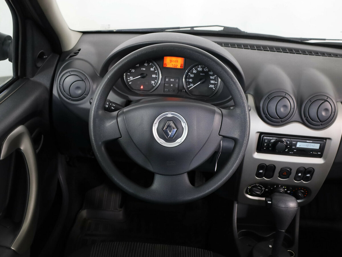 Renault Logan б/у, 2015, Автоматическая. Фото: #7