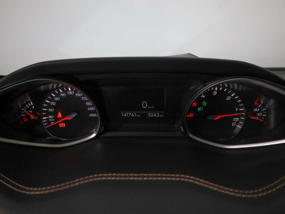 Пежо 308 б/у, 2019, Механическая. Фото: #8