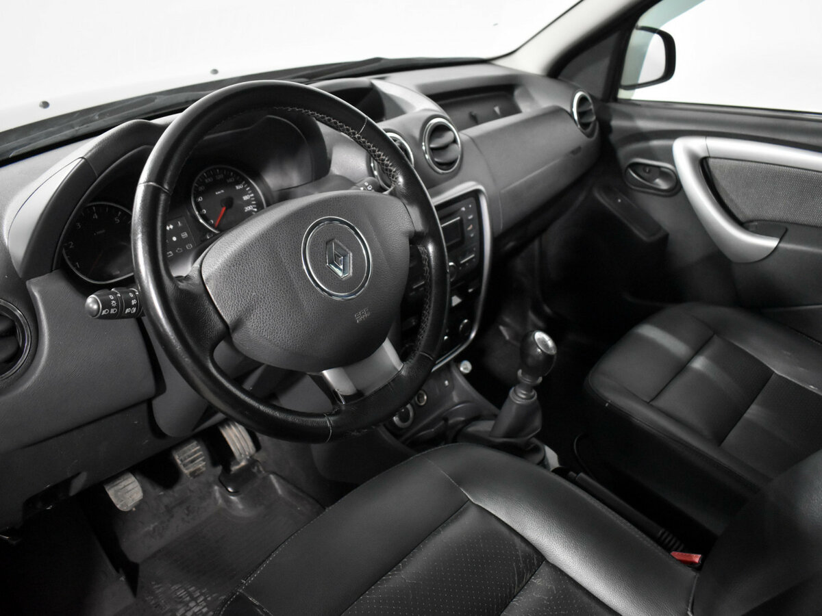 Renault Duster б/у, 2012, Механическая. Фото: #8