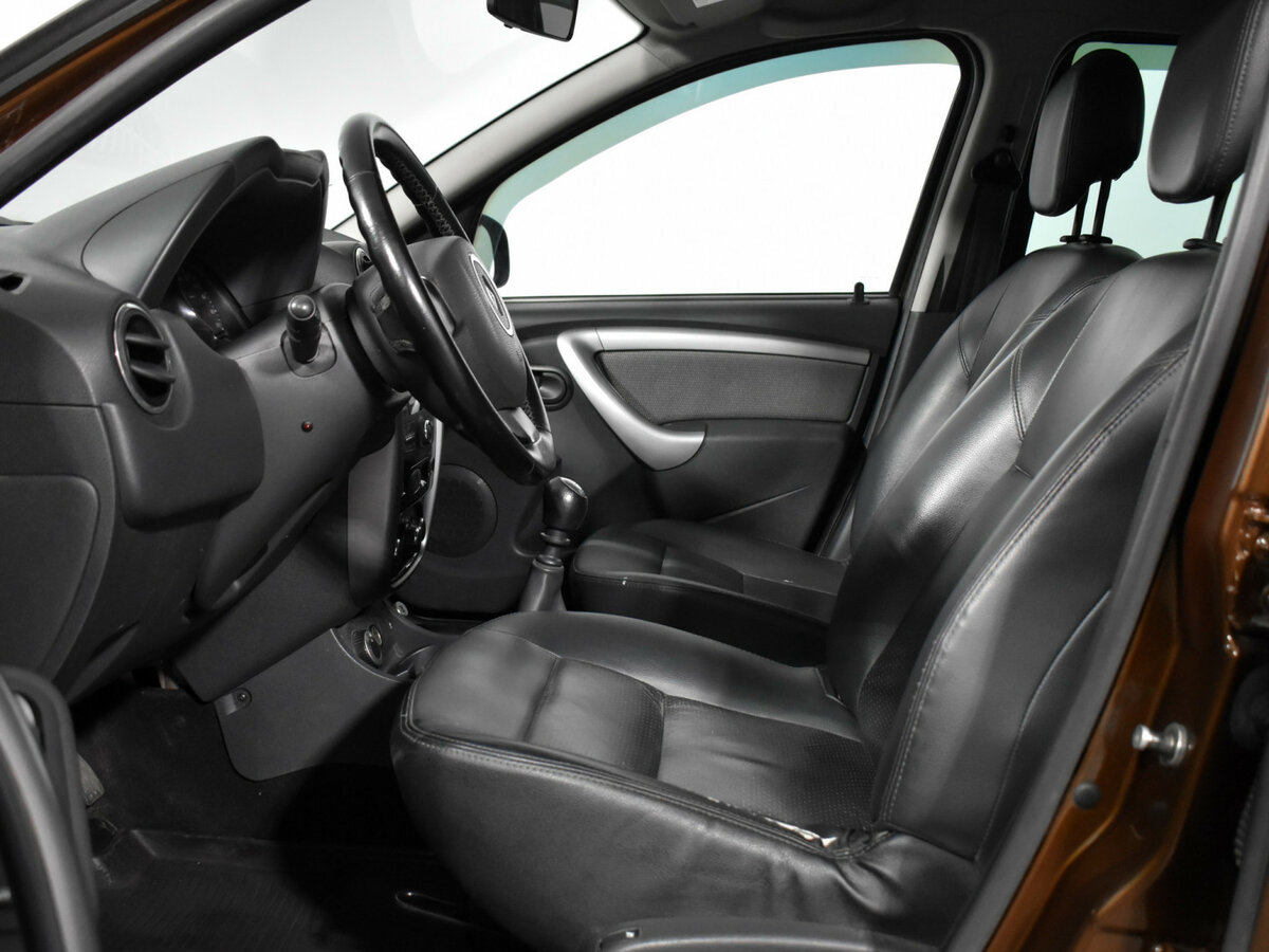 Renault Duster б/у, 2012, Механическая. Фото: #9