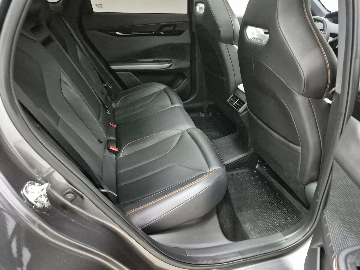 Changan UNI-V б/у, 2024, Роботизированная. Фото: #14