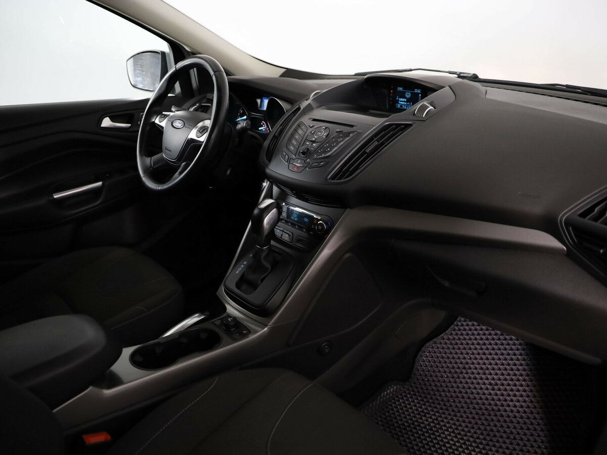 Ford Kuga б/у, 2016, Автоматическая. Фото: #16