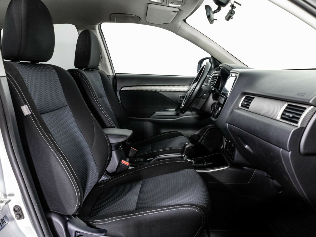 Mitsubishi Outlander б/у, 2018, Вариатор. Фото: #13