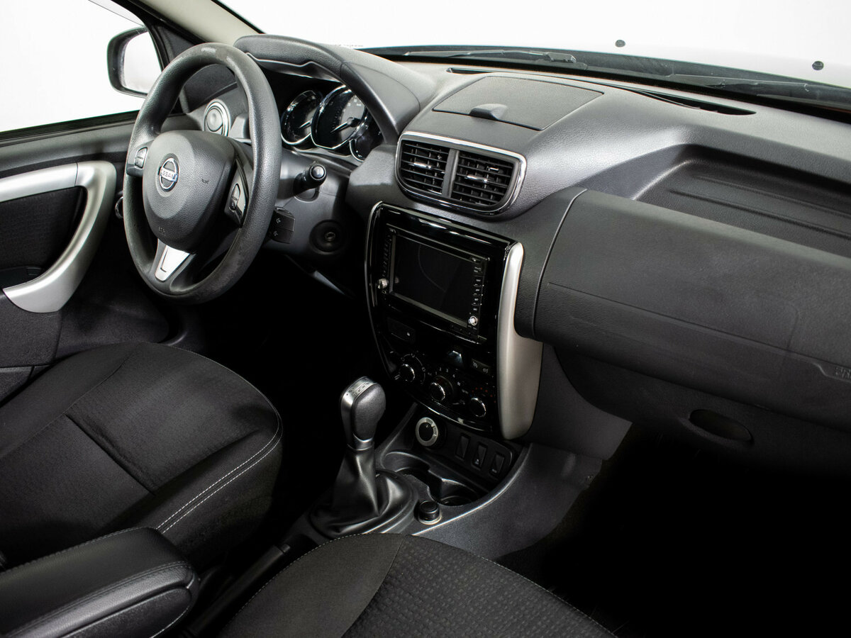 Nissan Terrano б/у, 2018, Автоматическая. Фото: #10