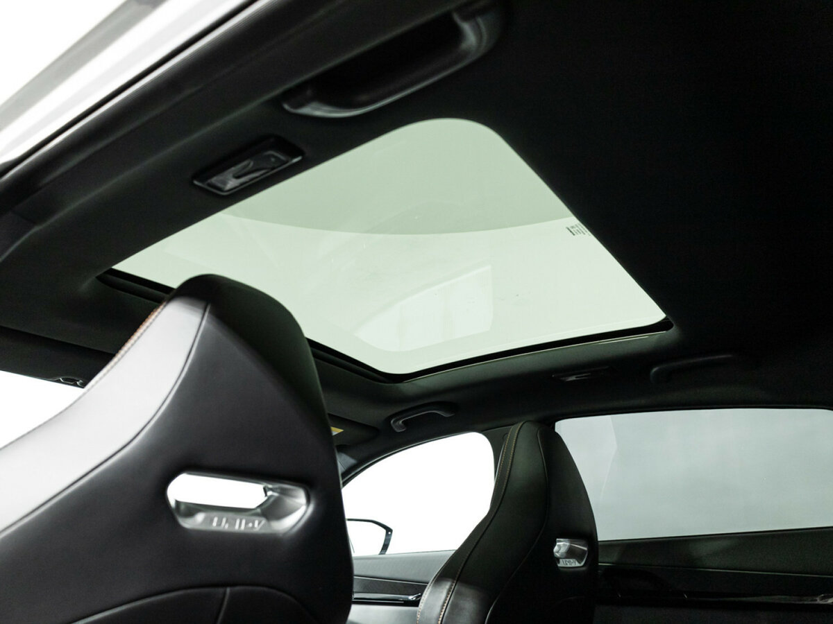 Changan UNI-V б/у, 2024, Роботизированная. Фото: #20