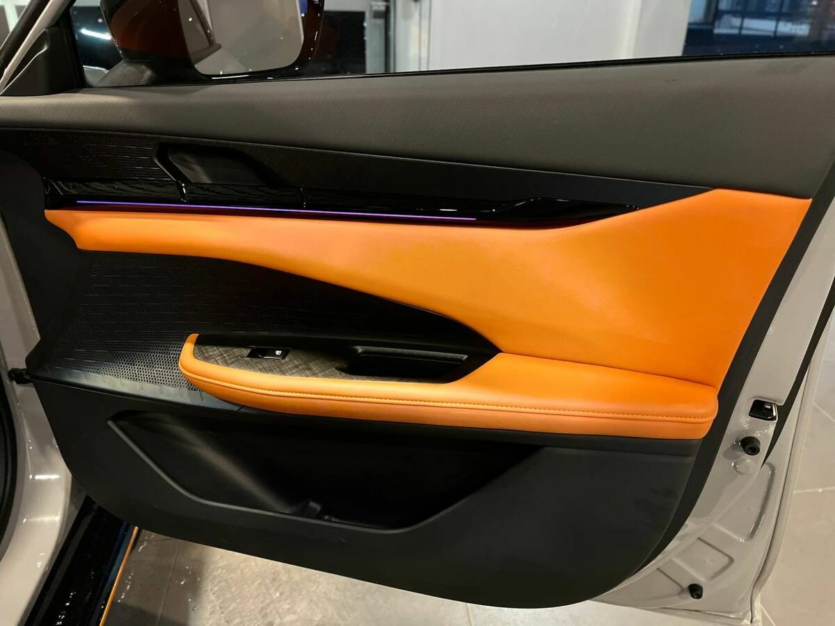 Changan UNI-V б/у, 2023, Роботизированная. Фото: #24