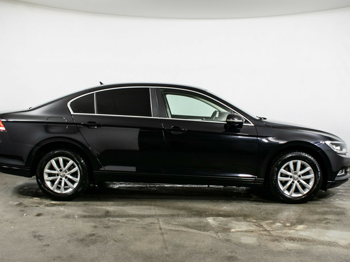 Volkswagen Passat б/у, 2017, Роботизированная. Фото: #3