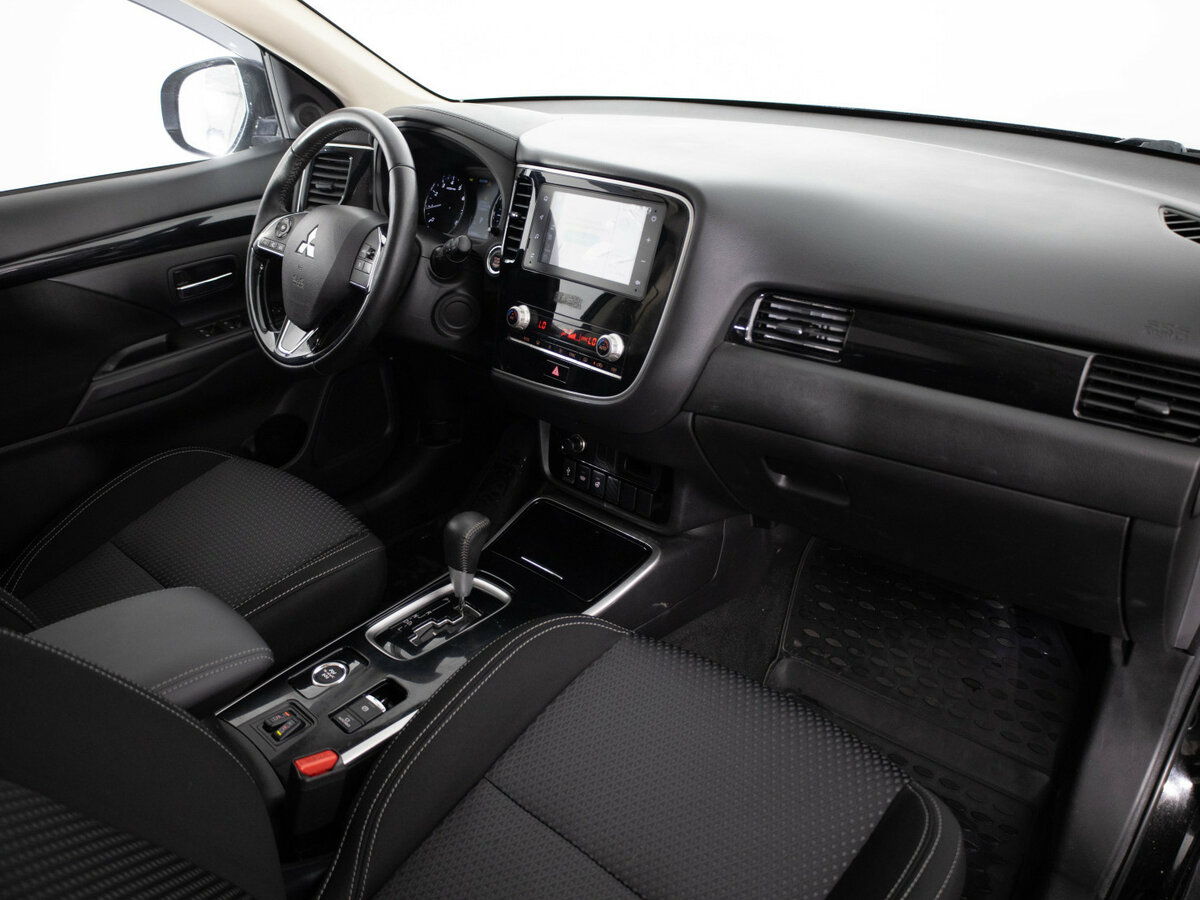 Mitsubishi Outlander б/у, 2020, Вариатор. Фото: #6