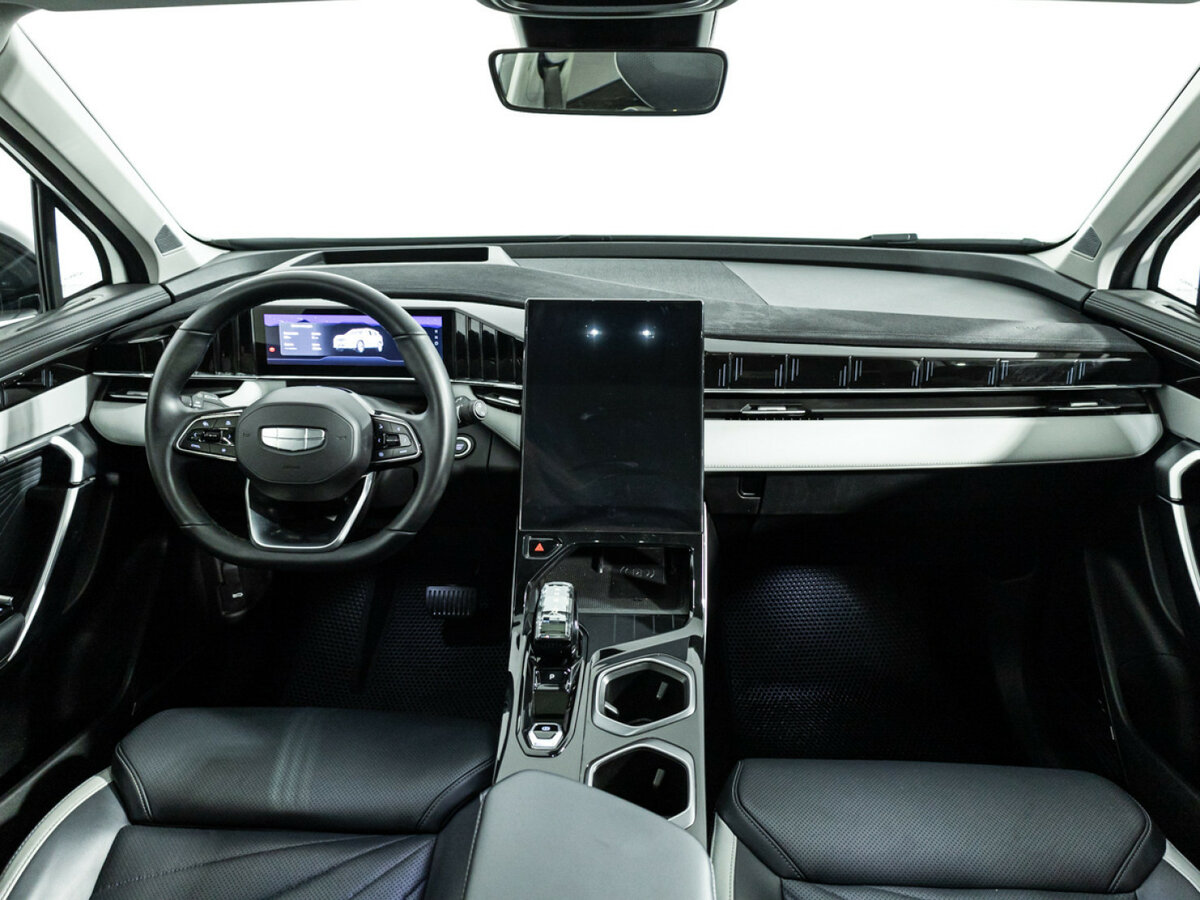 Geely Atlas б/у, 2023, Роботизированная. Фото: #10