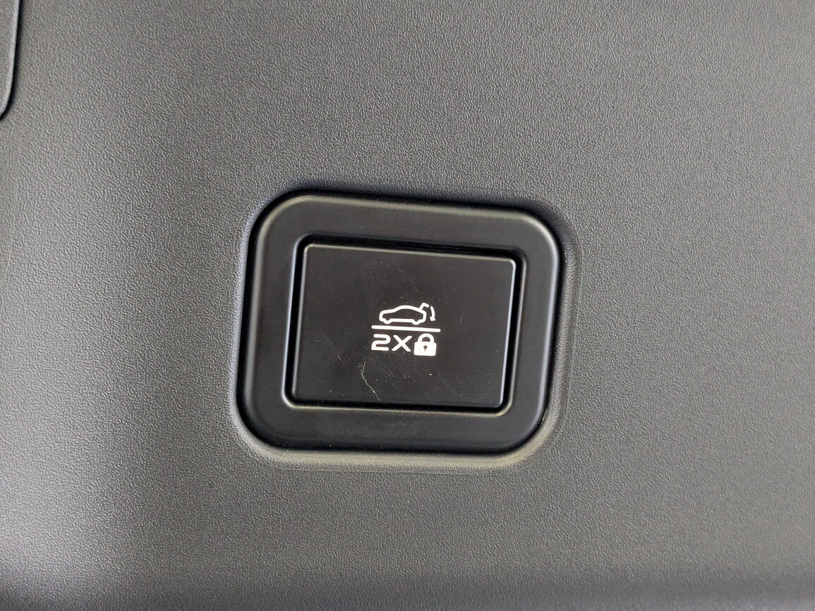 Changan UNI-V б/у, 2023, Роботизированная. Фото: #25