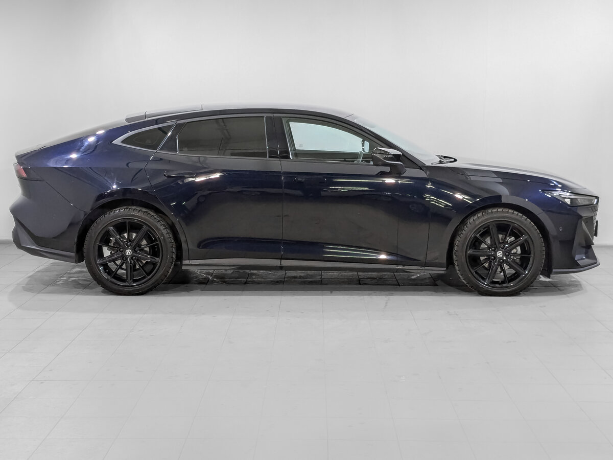 Changan UNI-V б/у, 2023, Роботизированная. Фото: #3