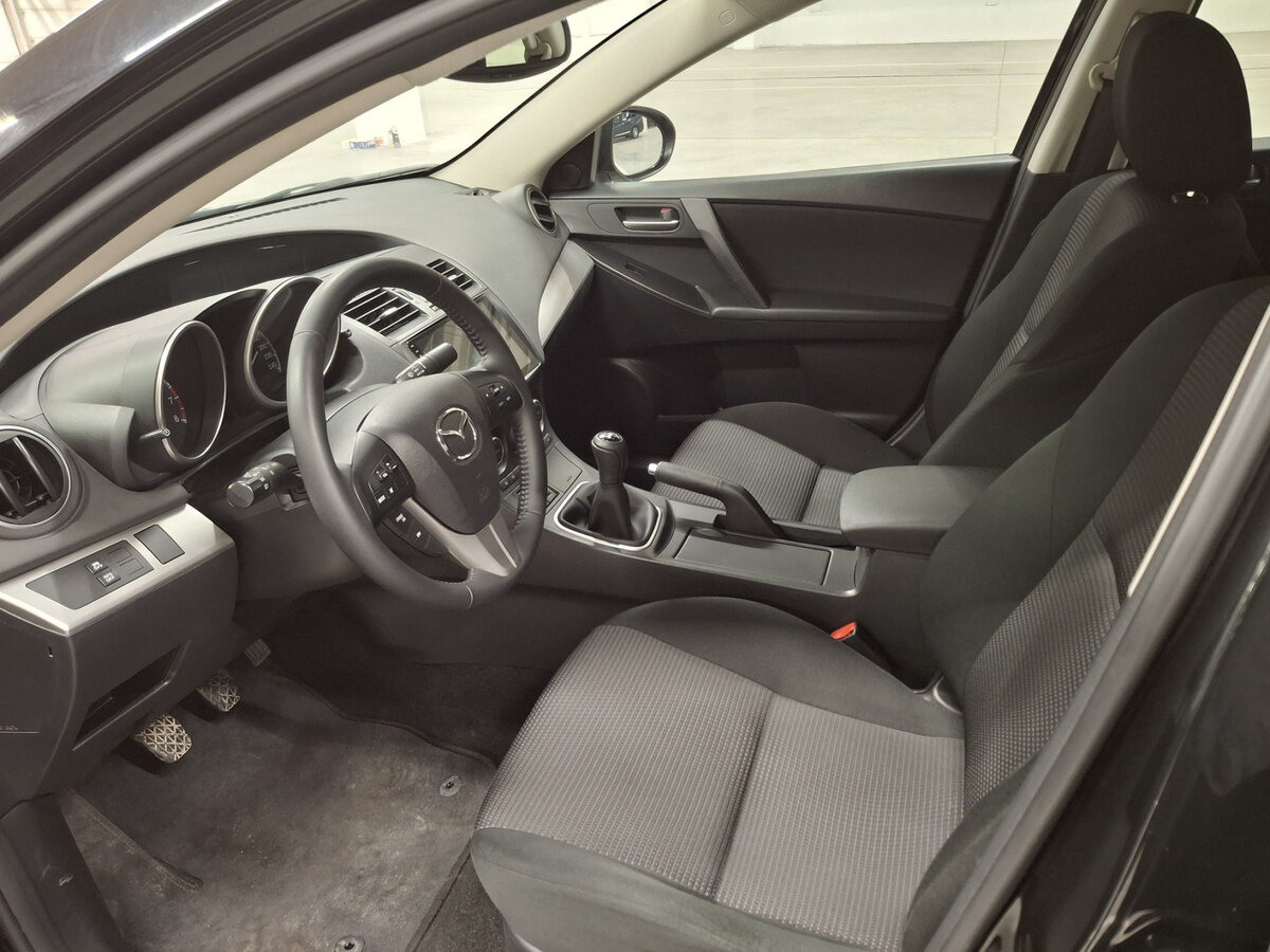 Mazda 3 б/у, 2013, Механическая. Фото: #15
