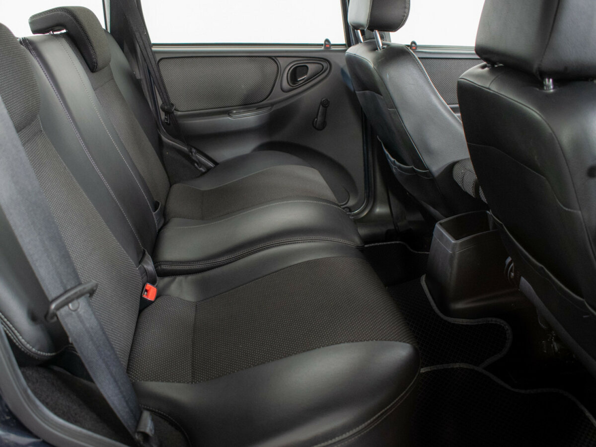 Chevrolet Niva б/у, 2012, Механическая. Фото: #7