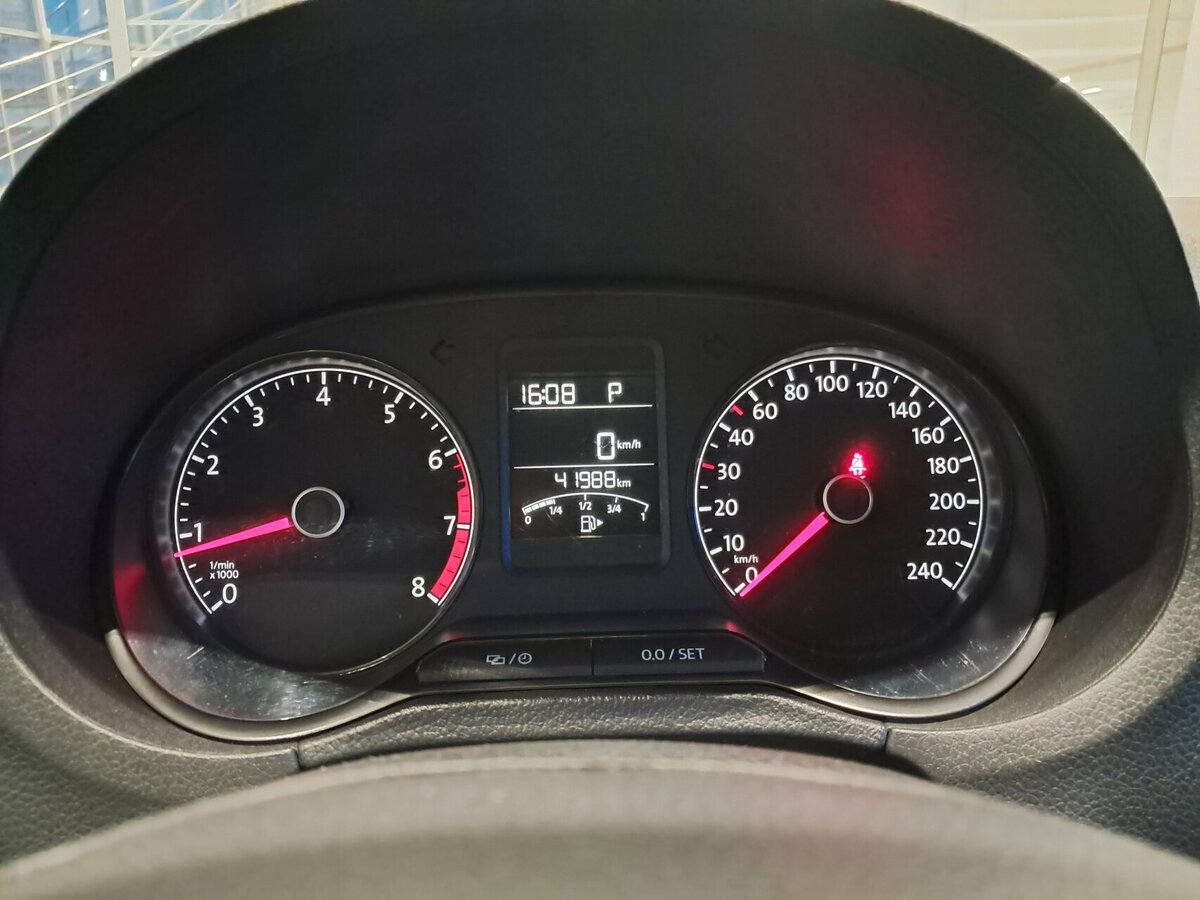 Volkswagen Polo б/у, 2017, Автоматическая. Фото: #12