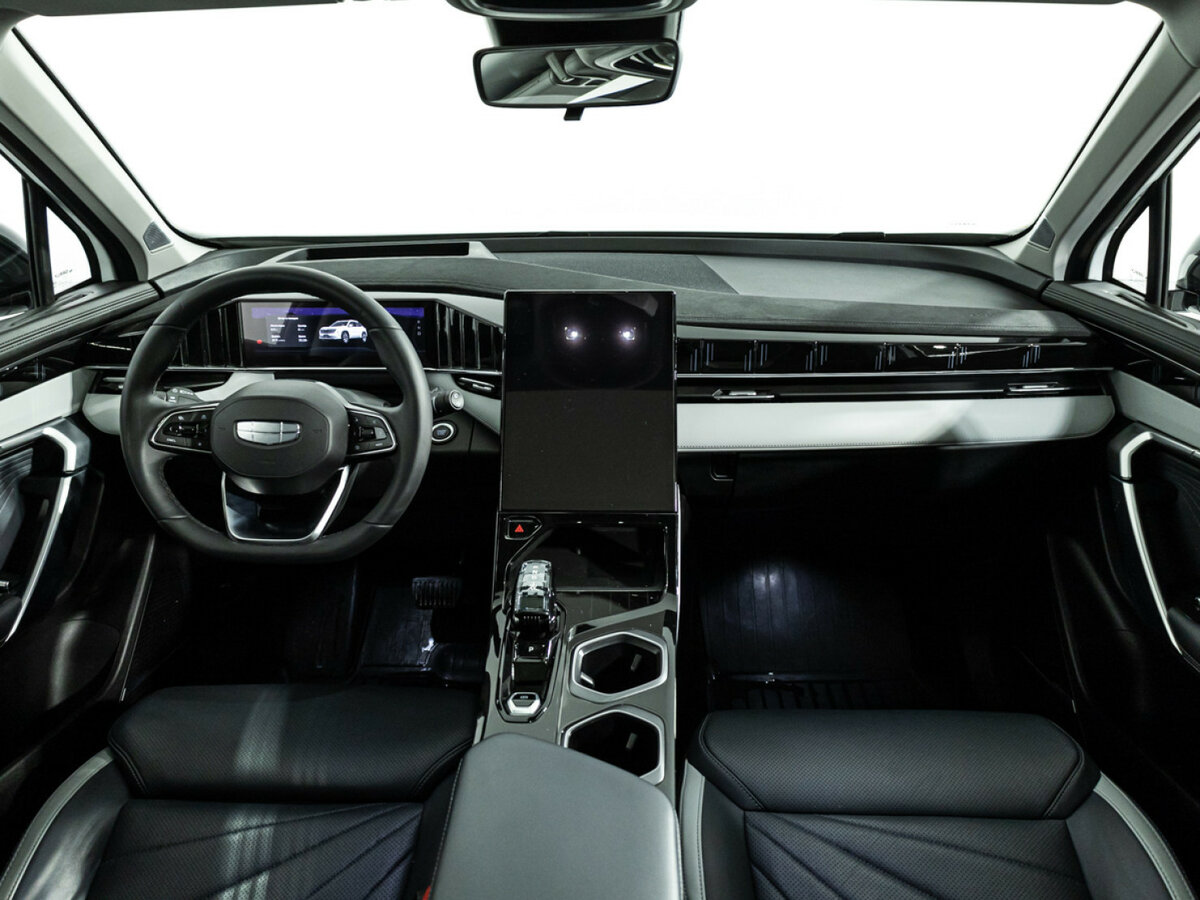 Geely Atlas б/у, 2024, Автоматическая. Фото: #10