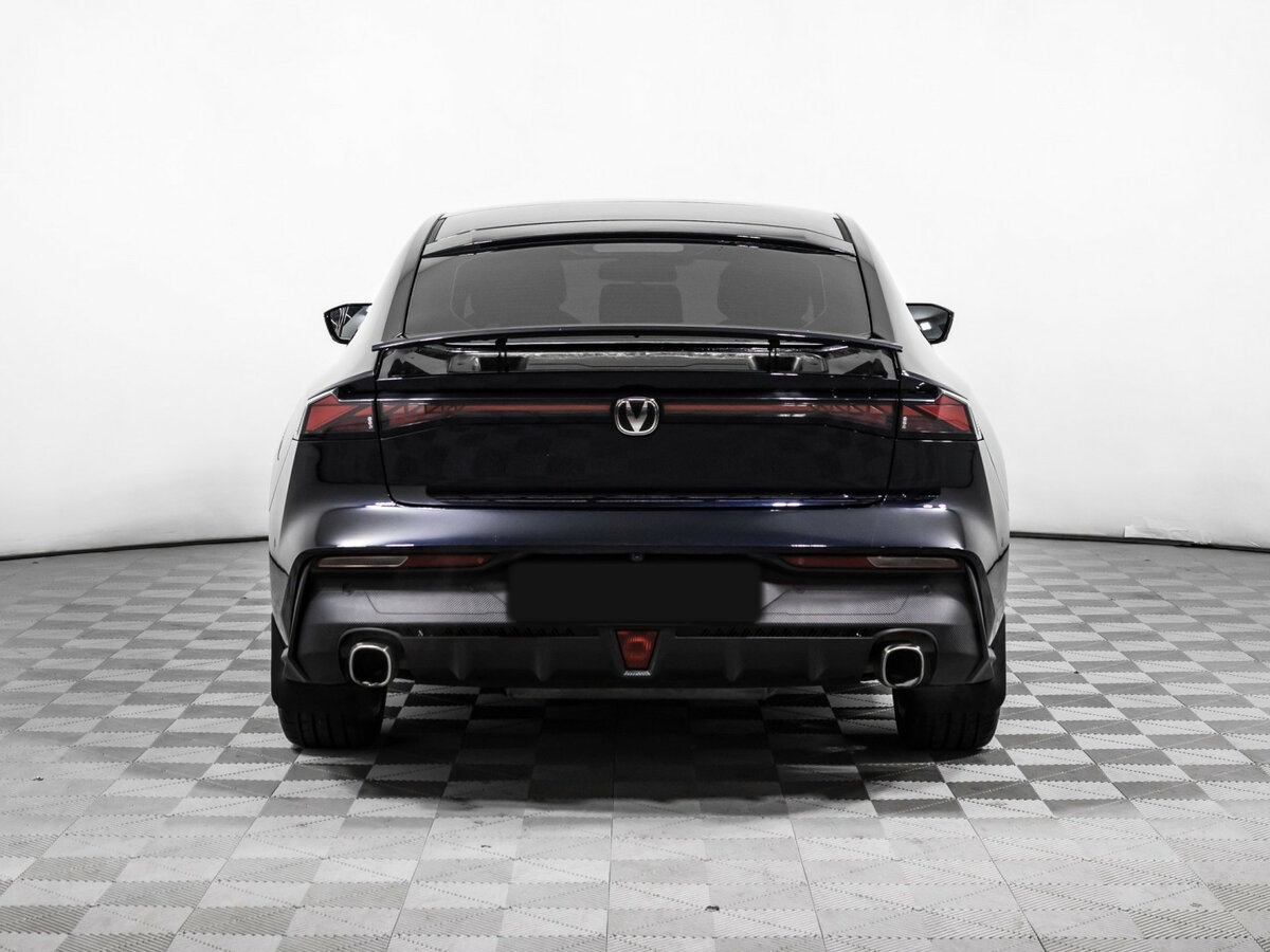 Changan UNI-V б/у, 2023, Роботизированная. Фото: #5