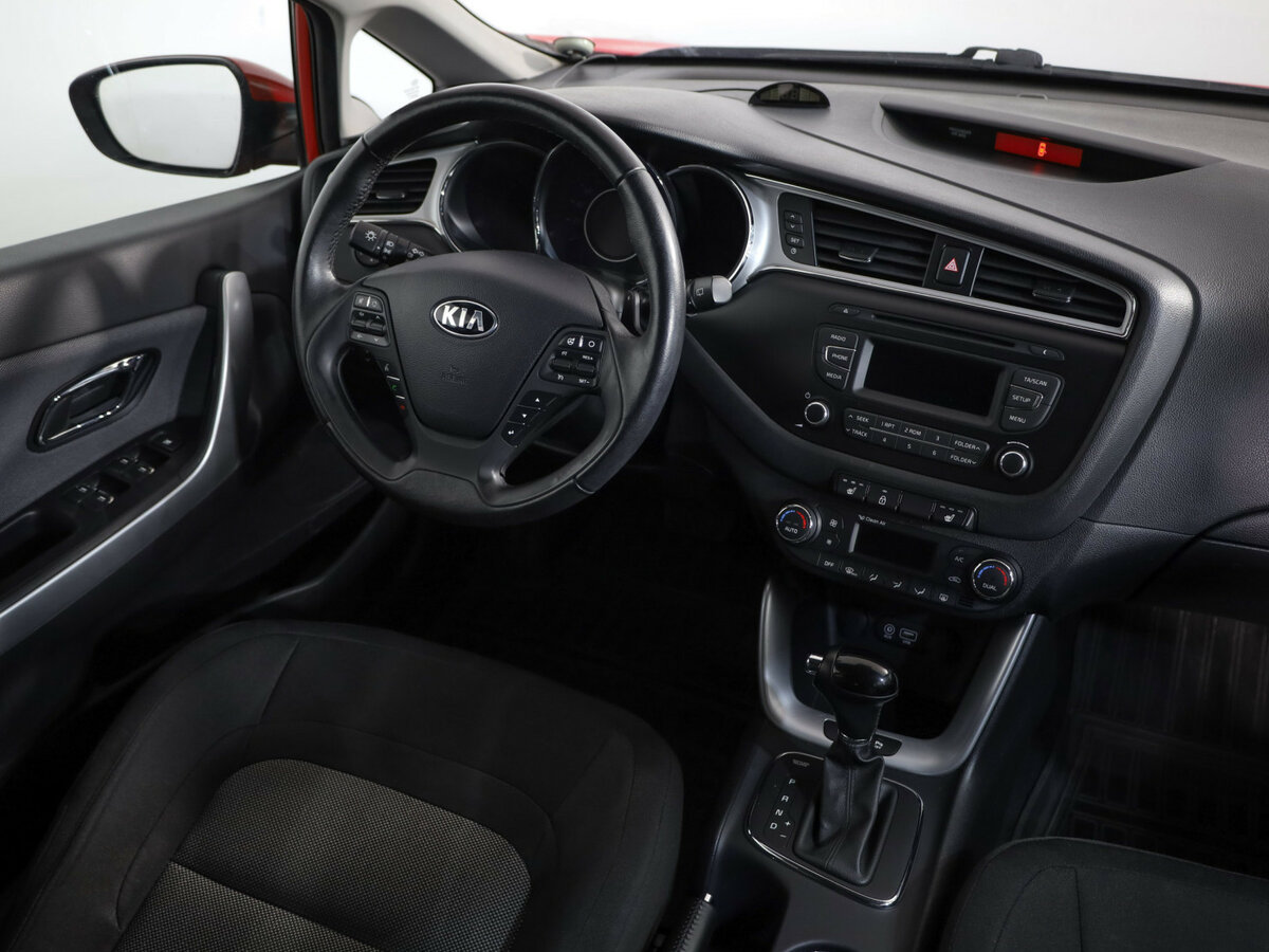 Kia Ceed б/у, 2016, Автоматическая. Фото: #6