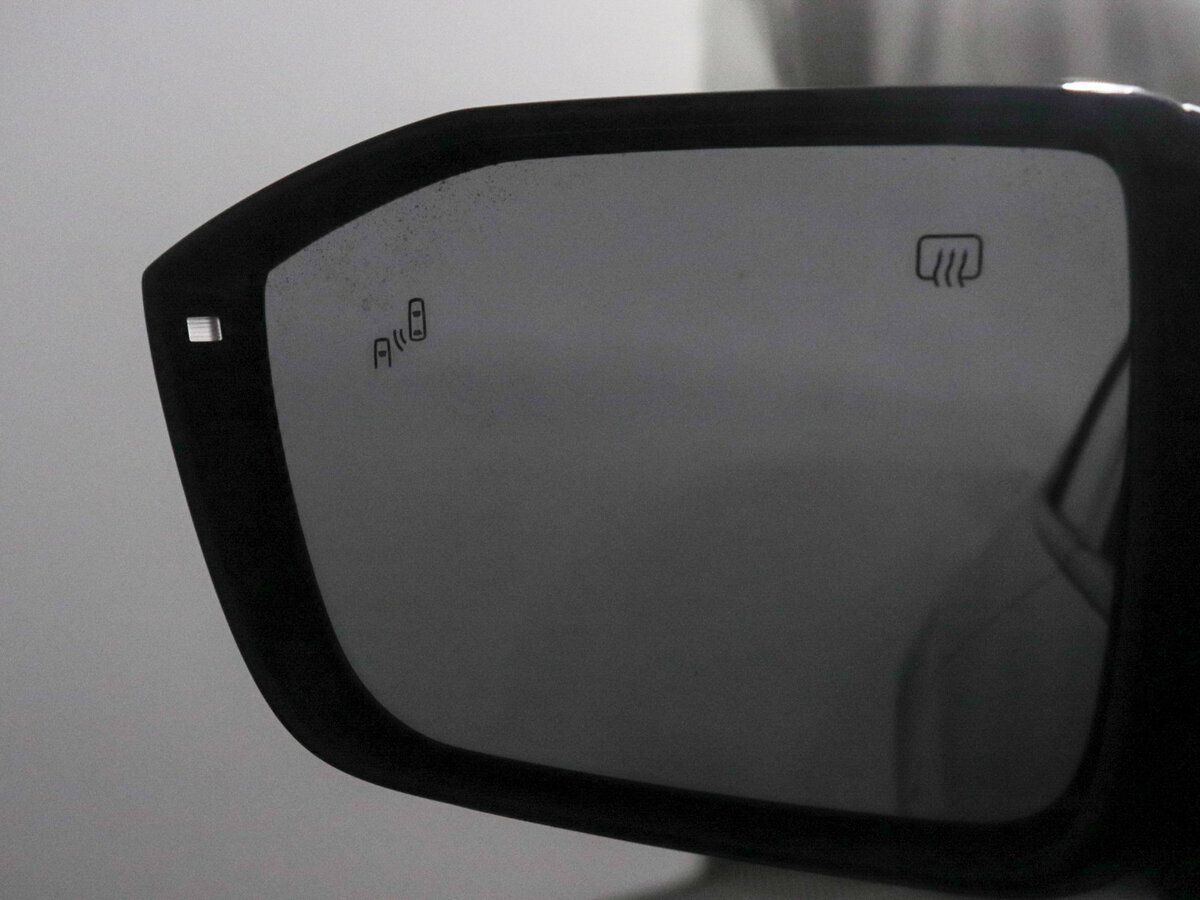 Changan UNI-V б/у, 2023, Роботизированная. Фото: #15