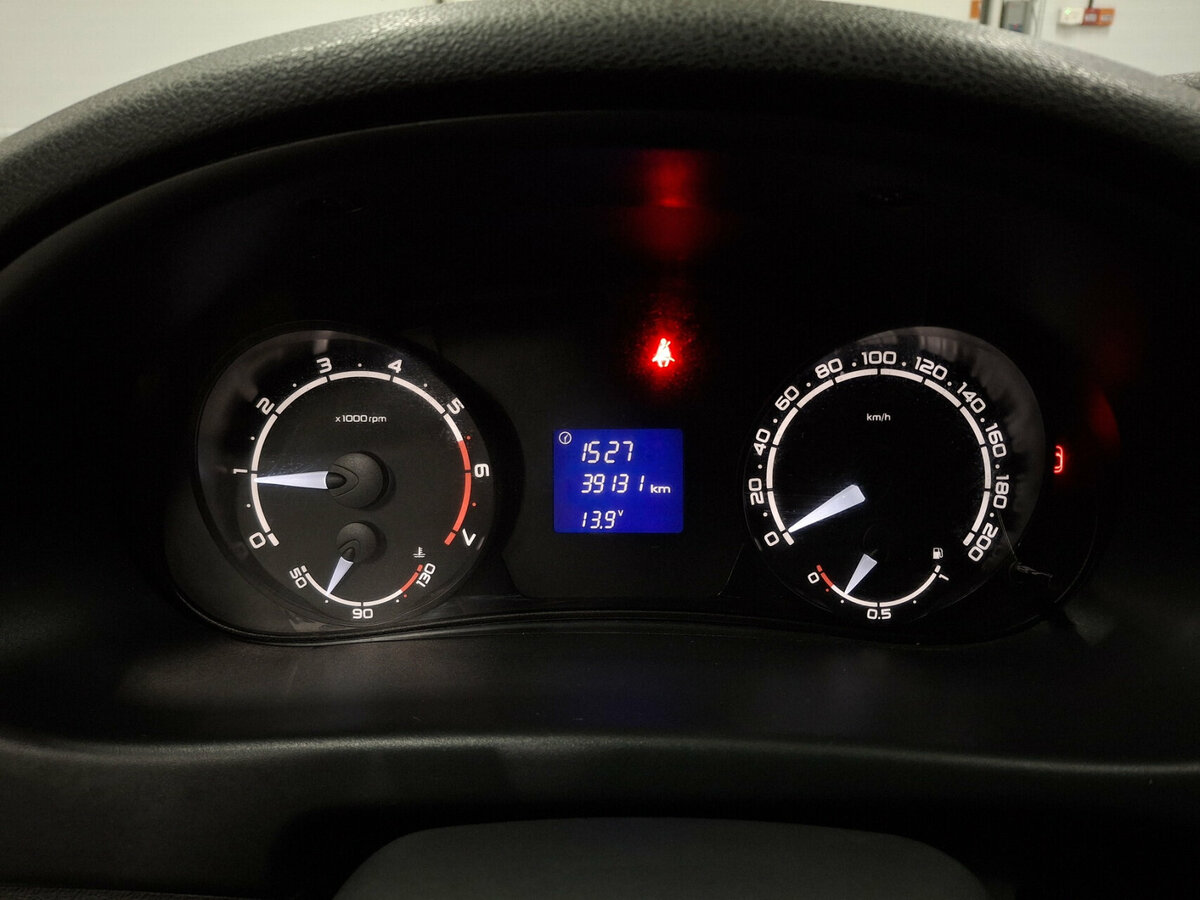 Lada (ВАЗ) Priora б/у, 2017, Механическая. Фото: #12