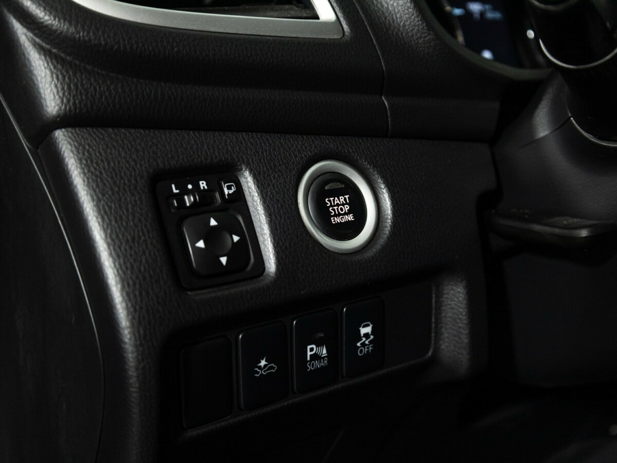 Митсубиши Паджеро Спорт б/у, 2017, Автоматическая. Фото: #15